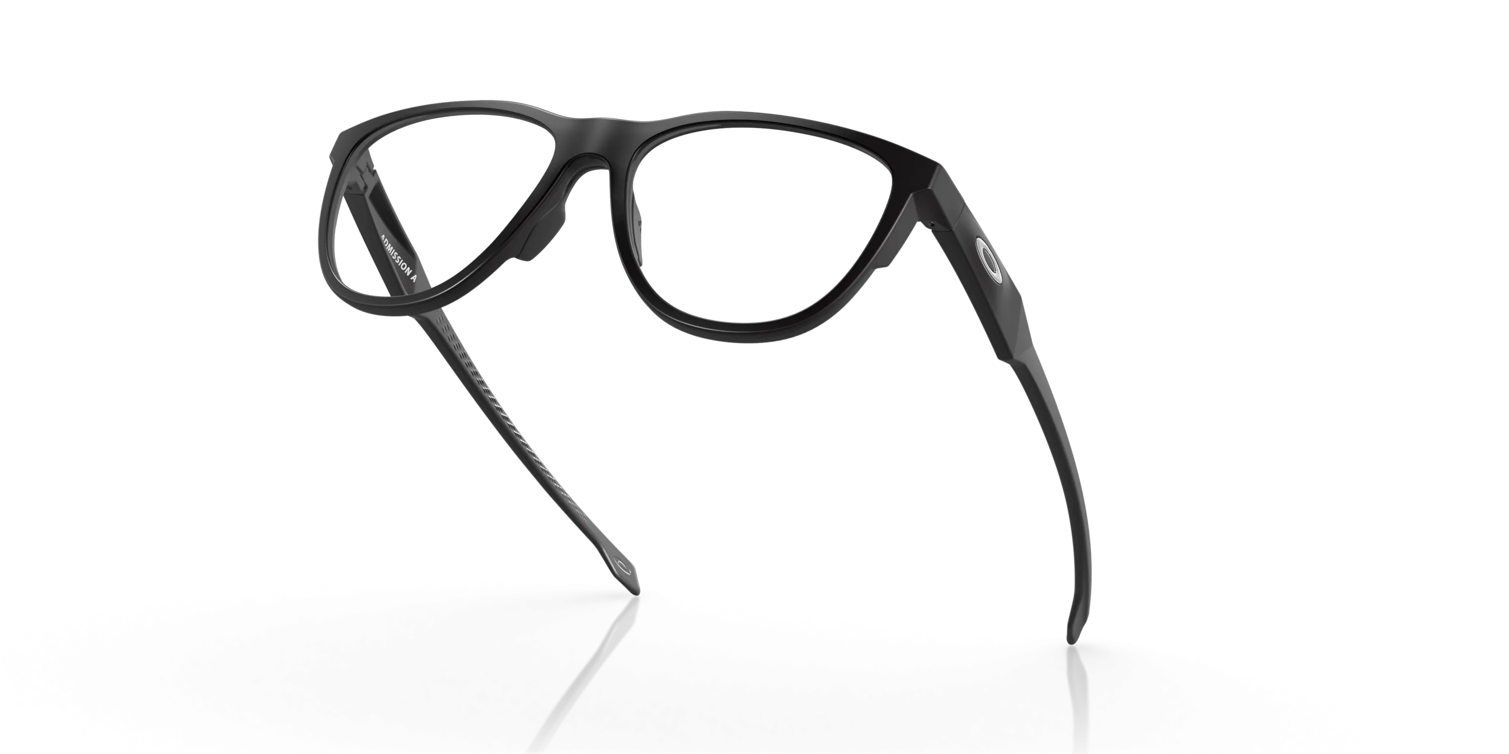 Oakley Admission (Low Bridge Fit)